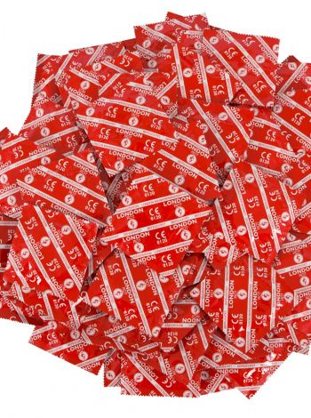 Prezervative London Red, cu aroma de capsune, 50 buc